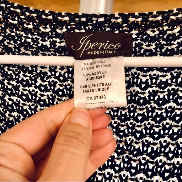 IPERICO Knit Cardigan Duster Vest w/ Tassels in Black White / One Size Fits Most - Picture 6 of 6